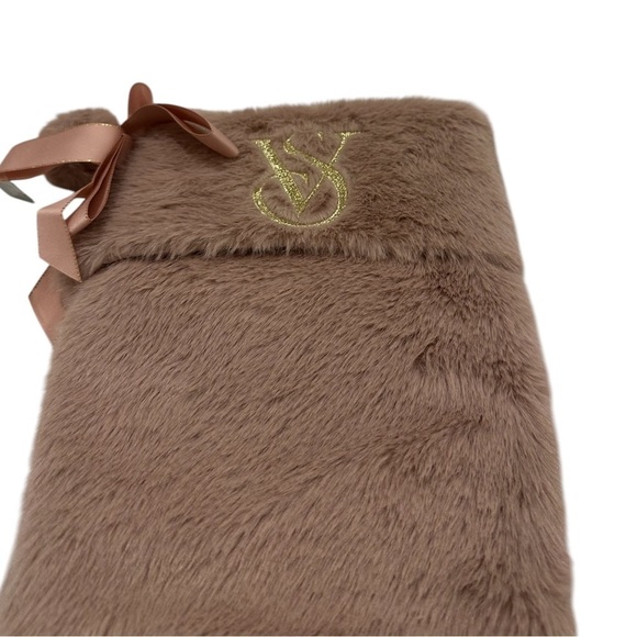 NWT Victoria’s Secret Dusty Pink Fuzzy Holiday Stocking - Picture 2 of 6